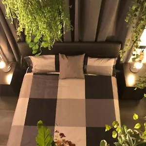 https://marghera-district-apartment.italymilanhotels.net